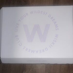 Wiskii Active White Box